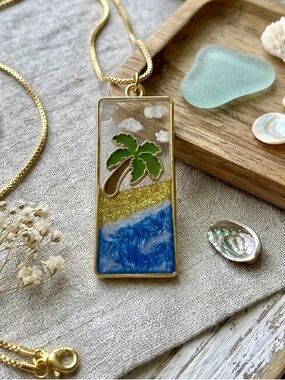 Gold Resin Palm Tree Pendant Necklace - Blue, Green, Gold